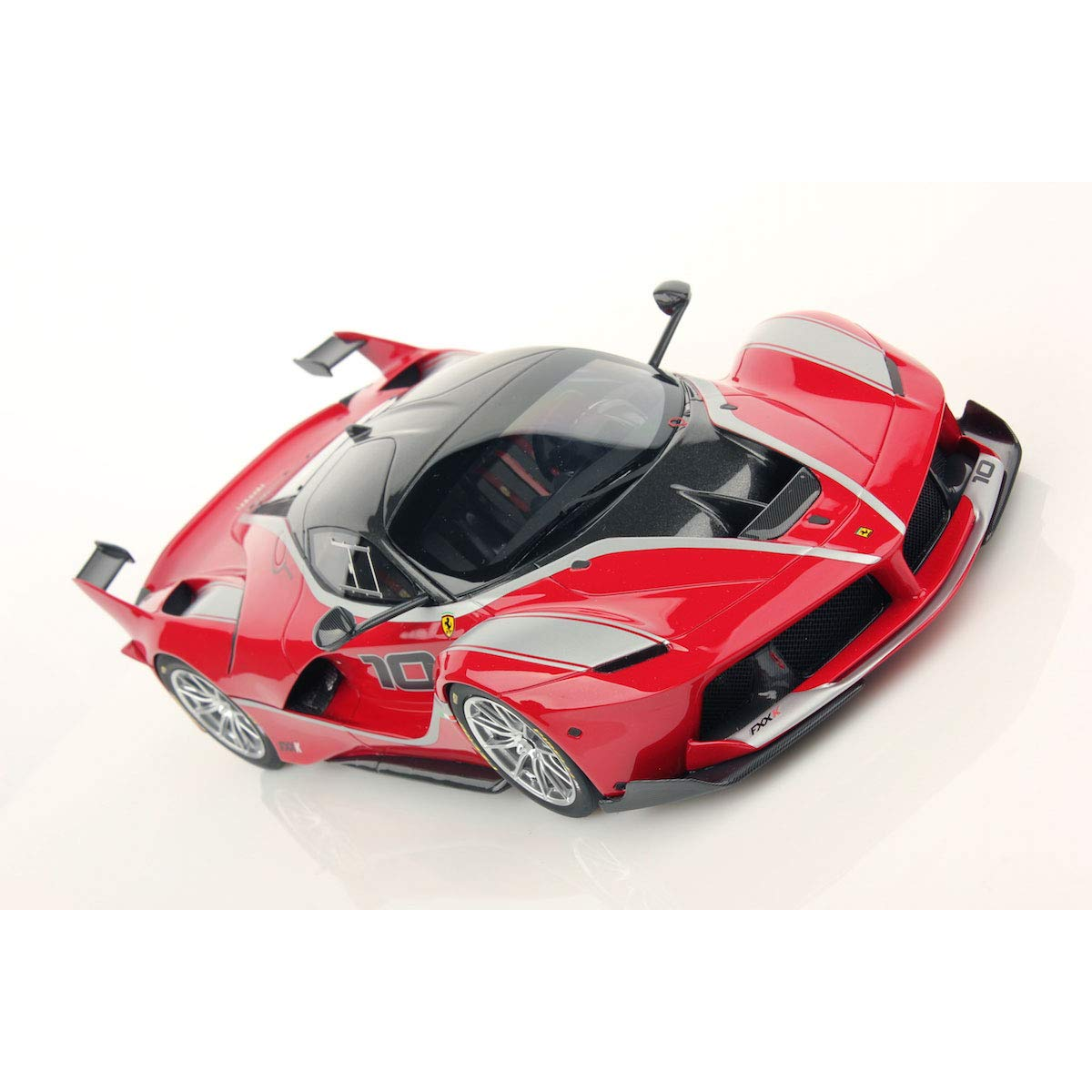 Maisto Ferrari FXX-K 1:24 Scale Model Car - Image 2