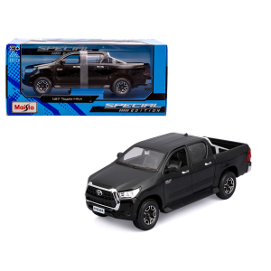 1:27 Maisto Toyota Hilux Black